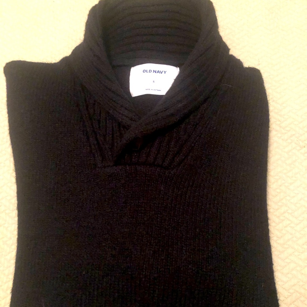 Old Navy sweater